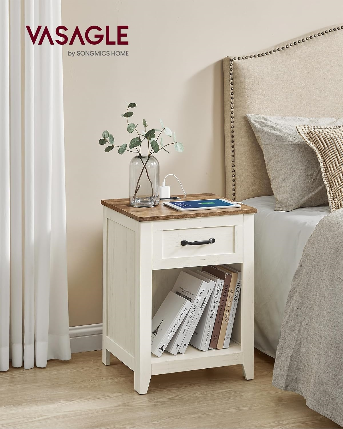 Country-style bedside table with charging station, two-piece set, bedside table with drawers and open shelves, suitable for bedroom.